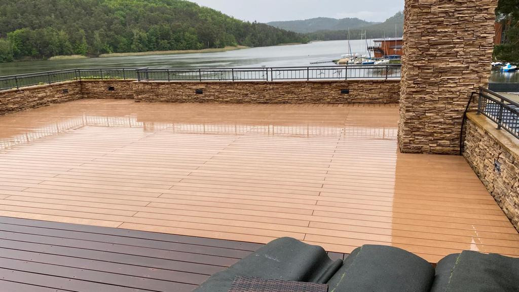 Terasa hotelu pro nezapomenutelné vzpomínky